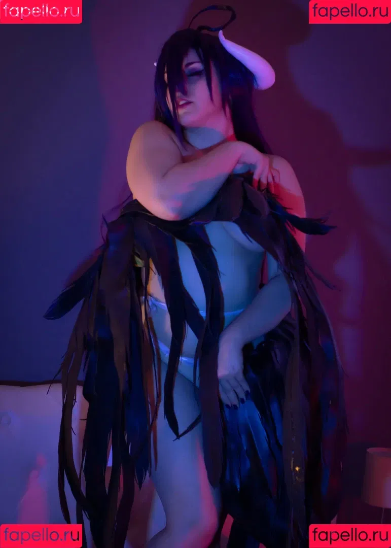 Marcelline Cos / MarcellineCos / marcelline.cos Onlyfans Photo Gallery 