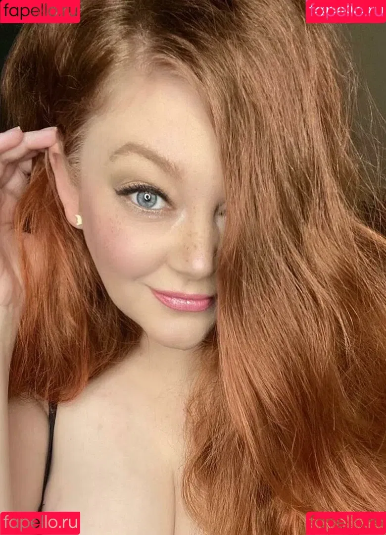 Rachel / lioness.in.the.rain / miss_in_tights / missintights / missinwolford Onlyfans Photo Gallery 