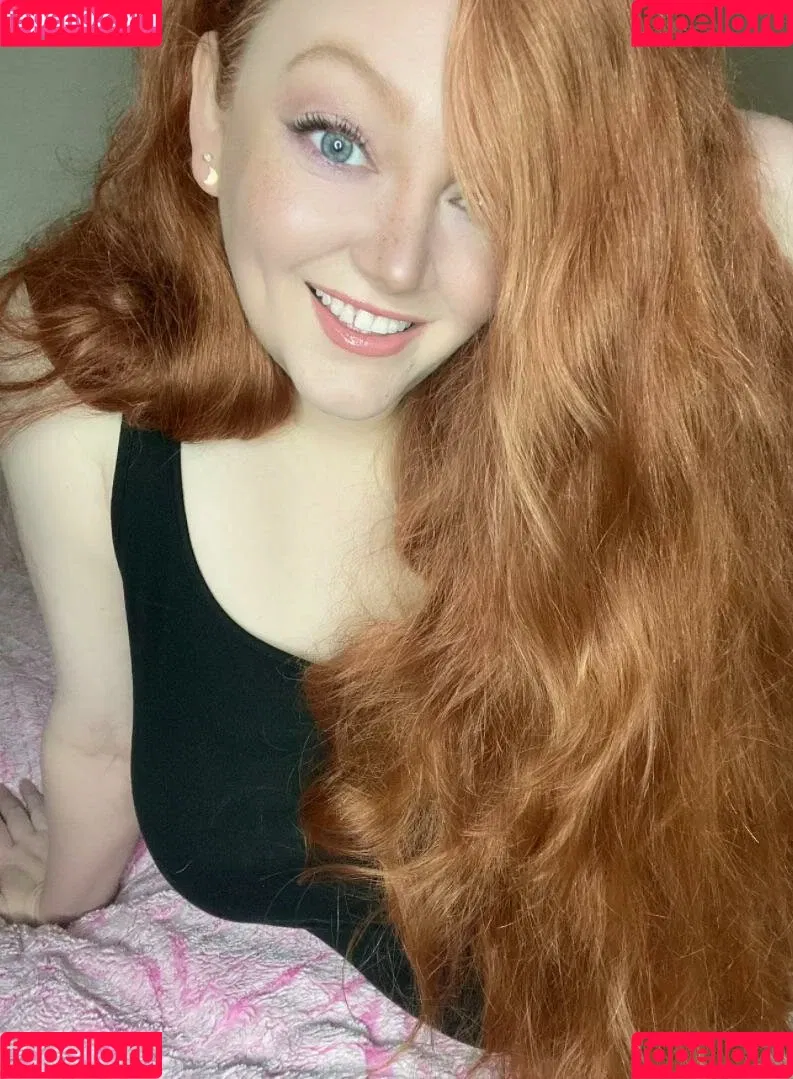 Rachel / lioness.in.the.rain / miss_in_tights / missintights / missinwolford Onlyfans Photo Gallery 