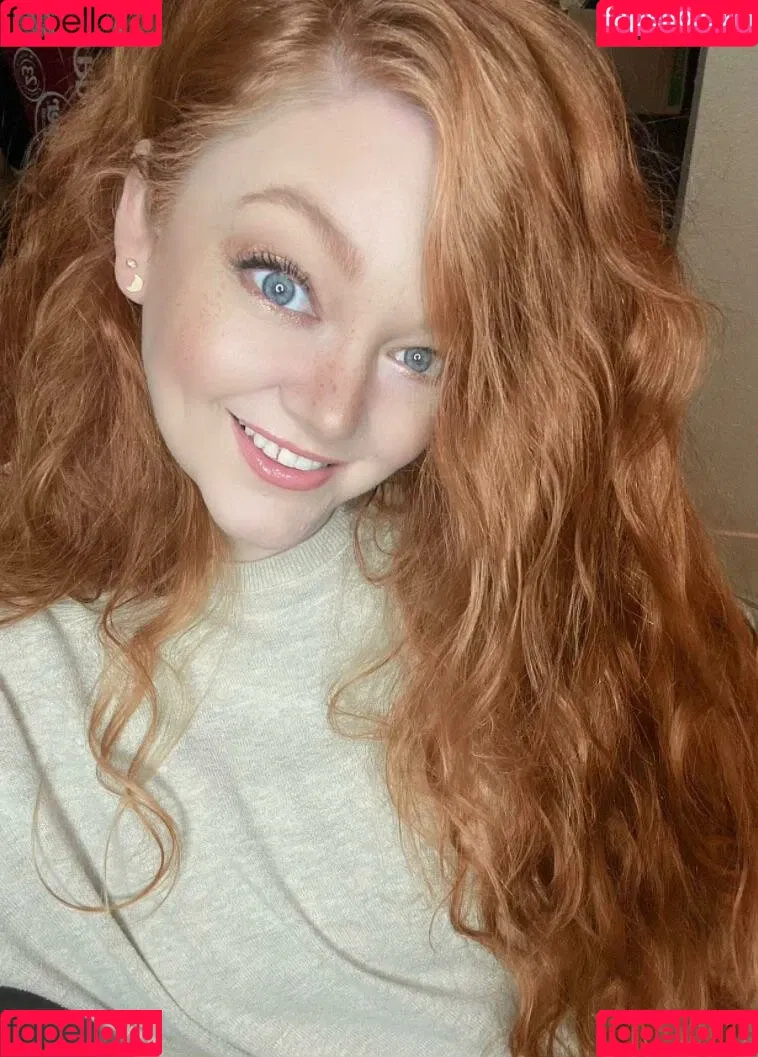 Rachel / lioness.in.the.rain / miss_in_tights / missintights / missinwolford Onlyfans Photo Gallery 