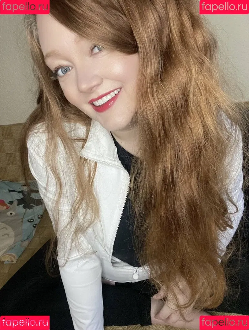 Rachel / lioness.in.the.rain / miss_in_tights / missintights / missinwolford Onlyfans Photo Gallery 