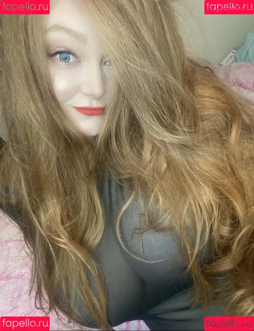 Rachel / lioness.in.the.rain / miss_in_tights / missintights / missinwolford Onlyfans Photo Gallery 