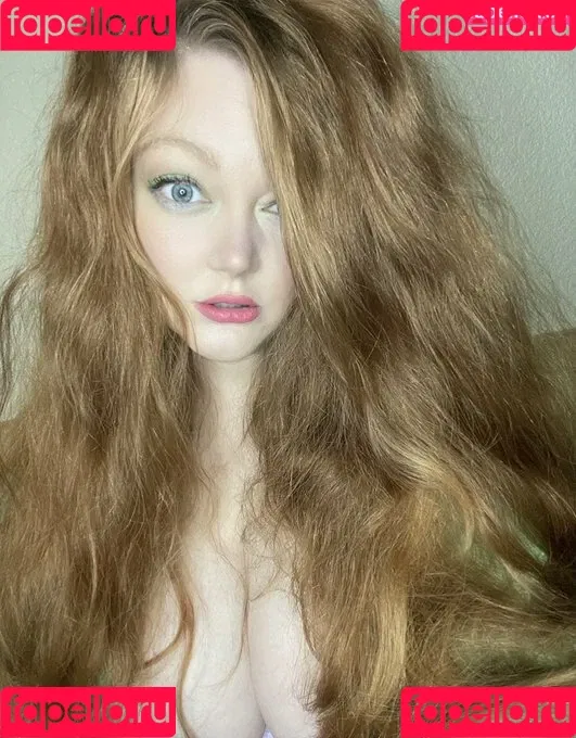 Rachel / lioness.in.the.rain / miss_in_tights / missintights / missinwolford Onlyfans Photo Gallery 