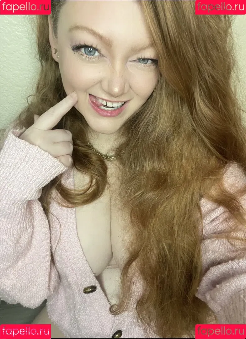 Rachel / lioness.in.the.rain / miss_in_tights / missintights / missinwolford Onlyfans Photo Gallery 