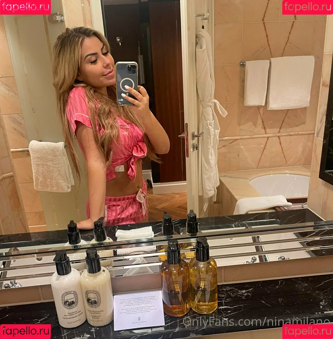 missmilanofficial / ninamilano Onlyfans Photo Gallery 