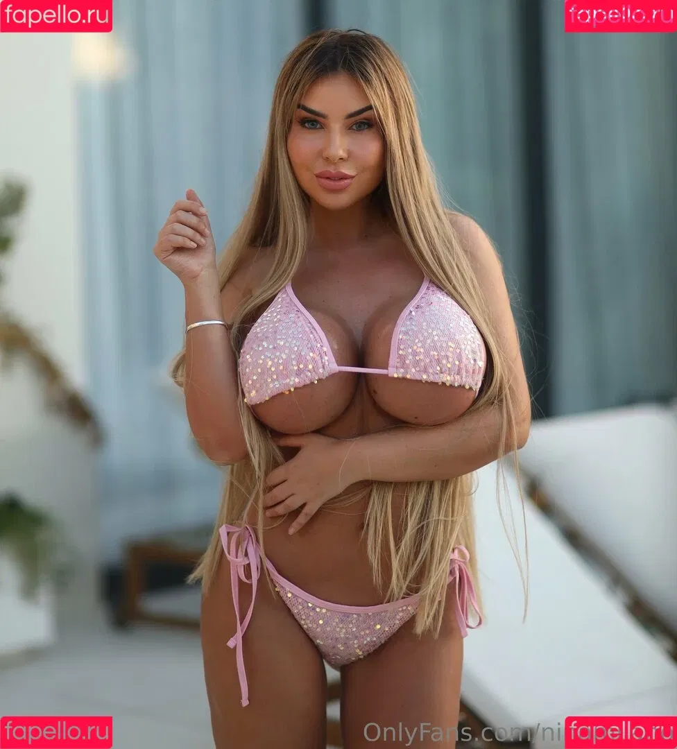 missmilanofficial / ninamilano Onlyfans Photo Gallery 