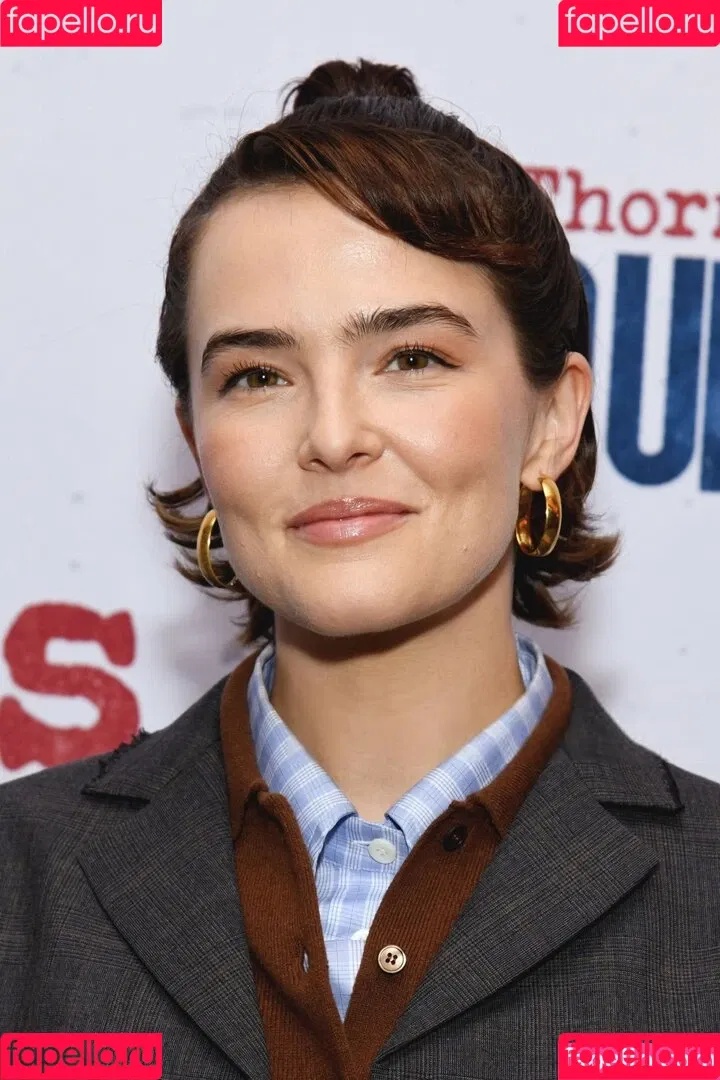 Zoey Deutch / zoeydeutch Onlyfans Photo Gallery 