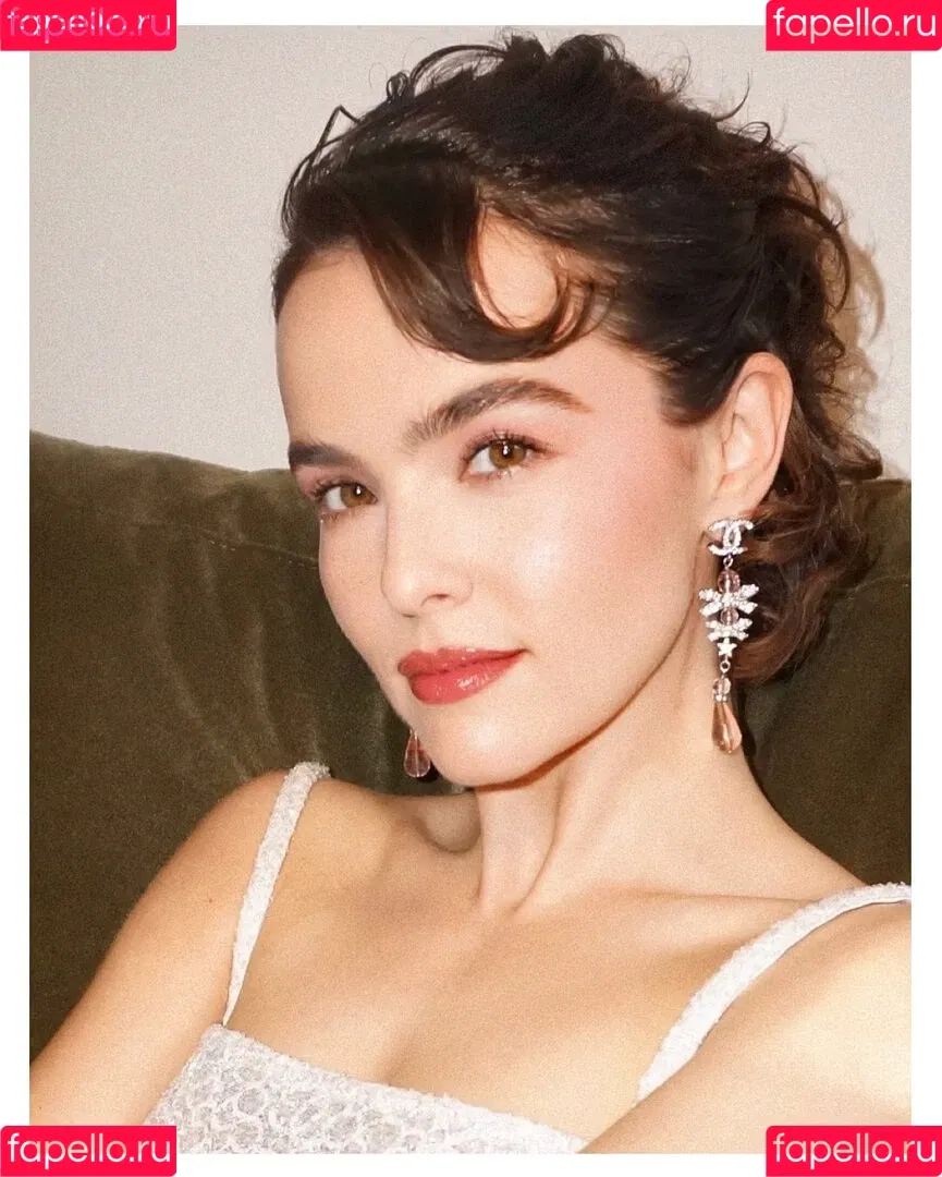 Zoey Deutch / zoeydeutch Onlyfans Photo Gallery 