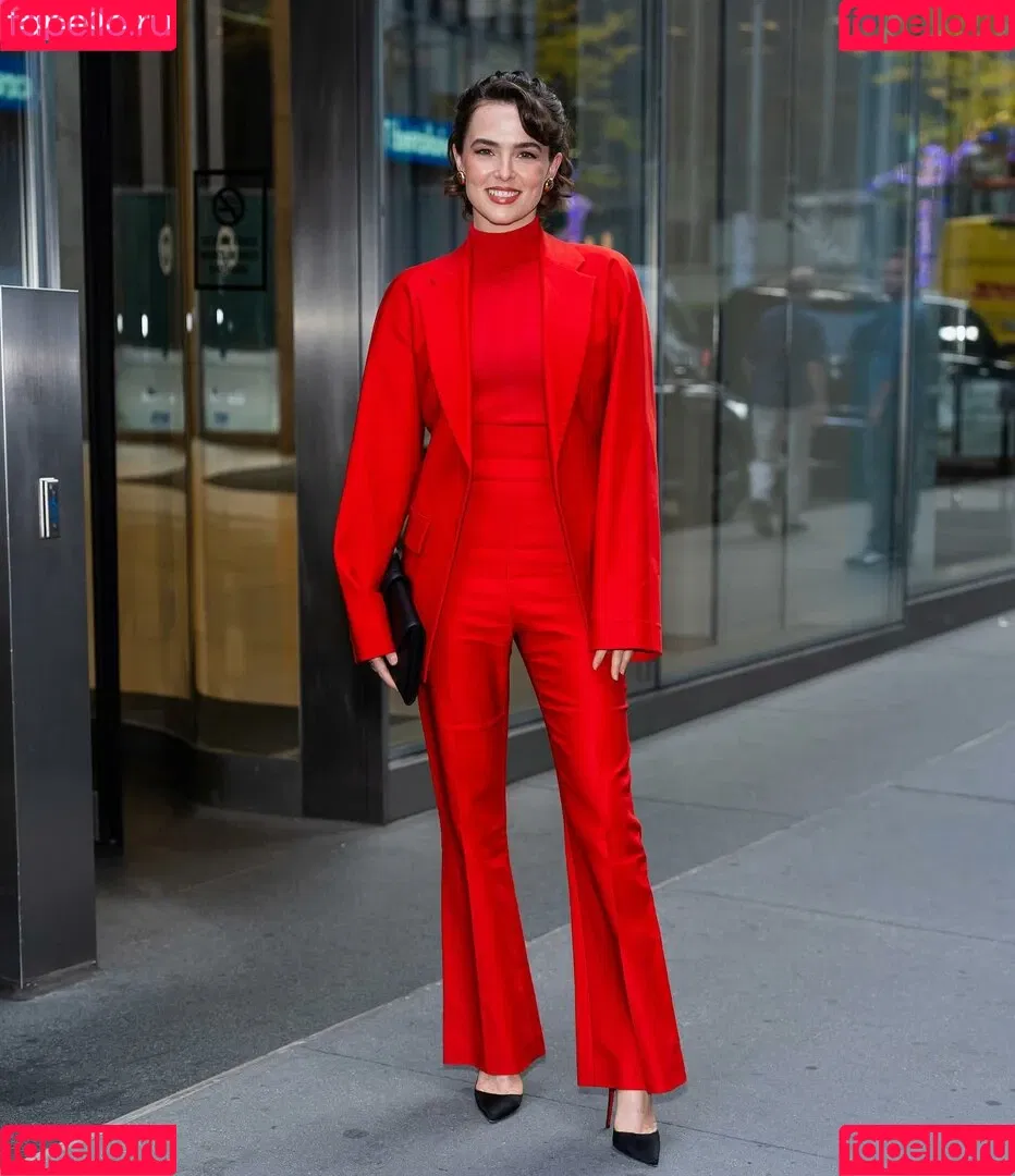 Zoey Deutch / zoeydeutch Onlyfans Photo Gallery 