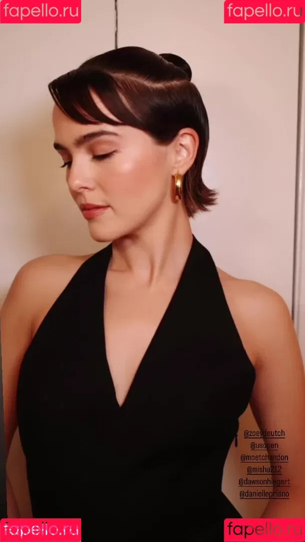 Zoey Deutch / zoeydeutch Onlyfans Photo Gallery 