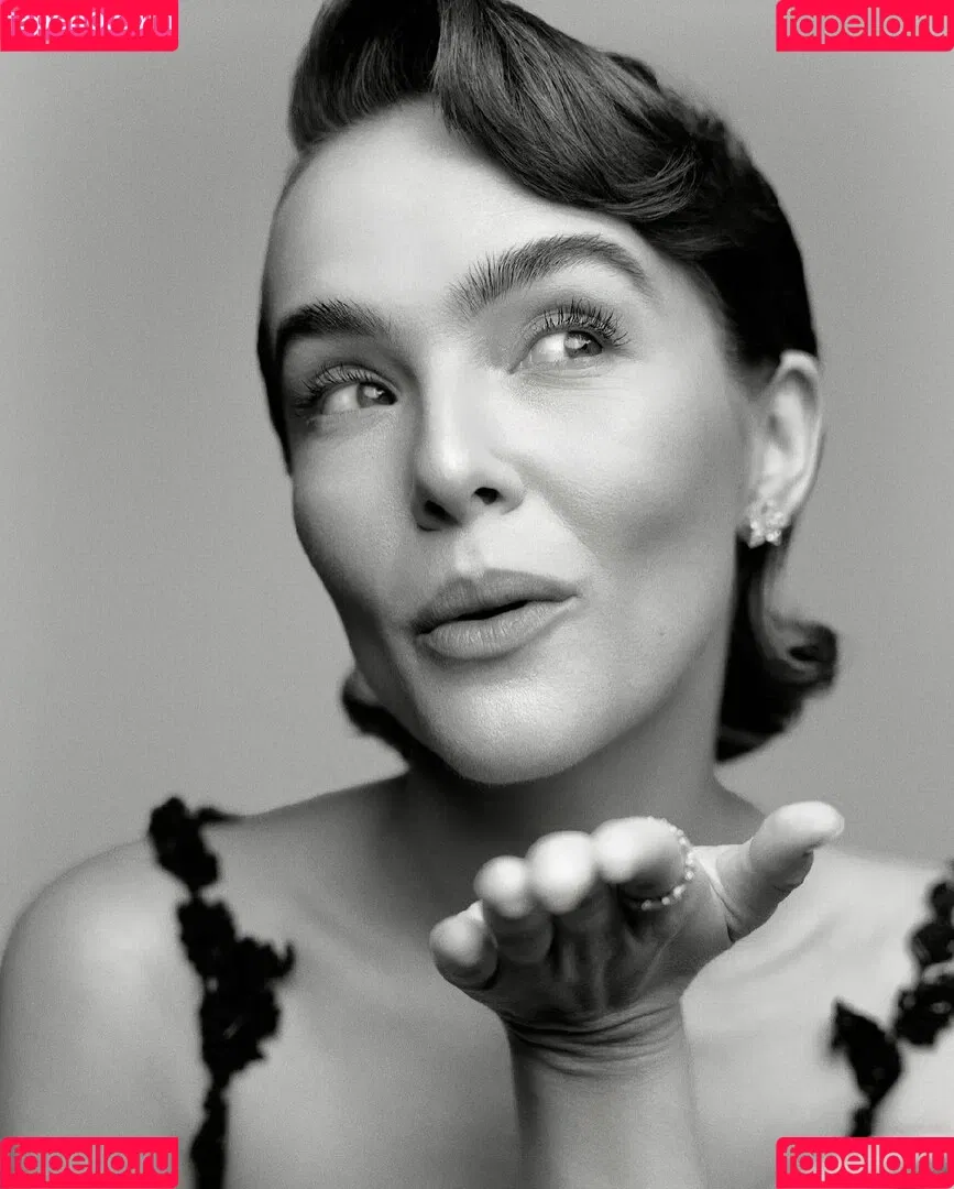 Zoey Deutch / zoeydeutch Onlyfans Photo Gallery 