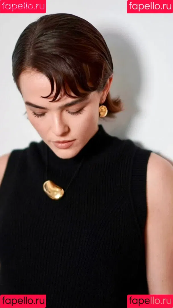 Zoey Deutch / zoeydeutch Onlyfans Photo Gallery 