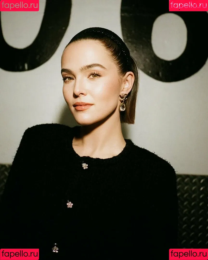 Zoey Deutch / zoeydeutch Onlyfans Photo Gallery 