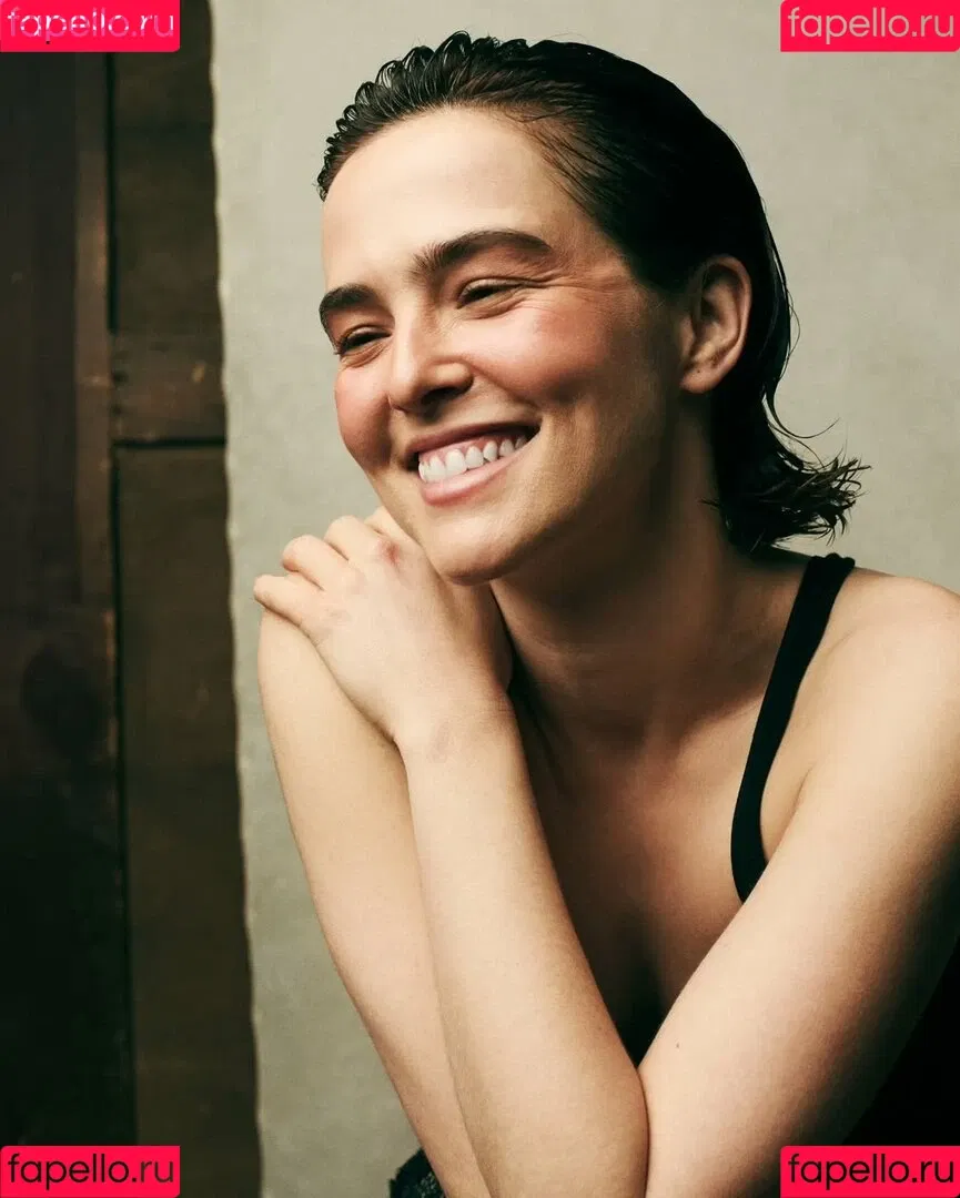 Zoey Deutch / zoeydeutch Onlyfans Photo Gallery 