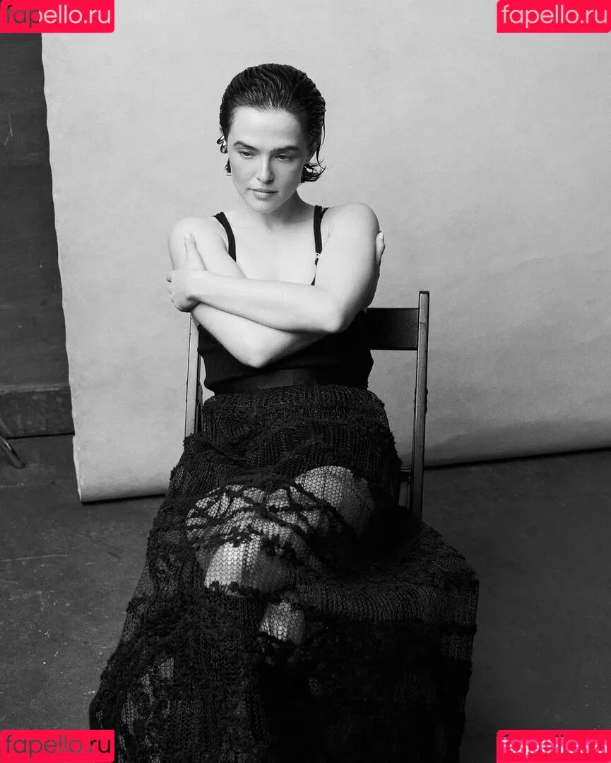 Zoey Deutch / zoeydeutch Onlyfans Photo Gallery 