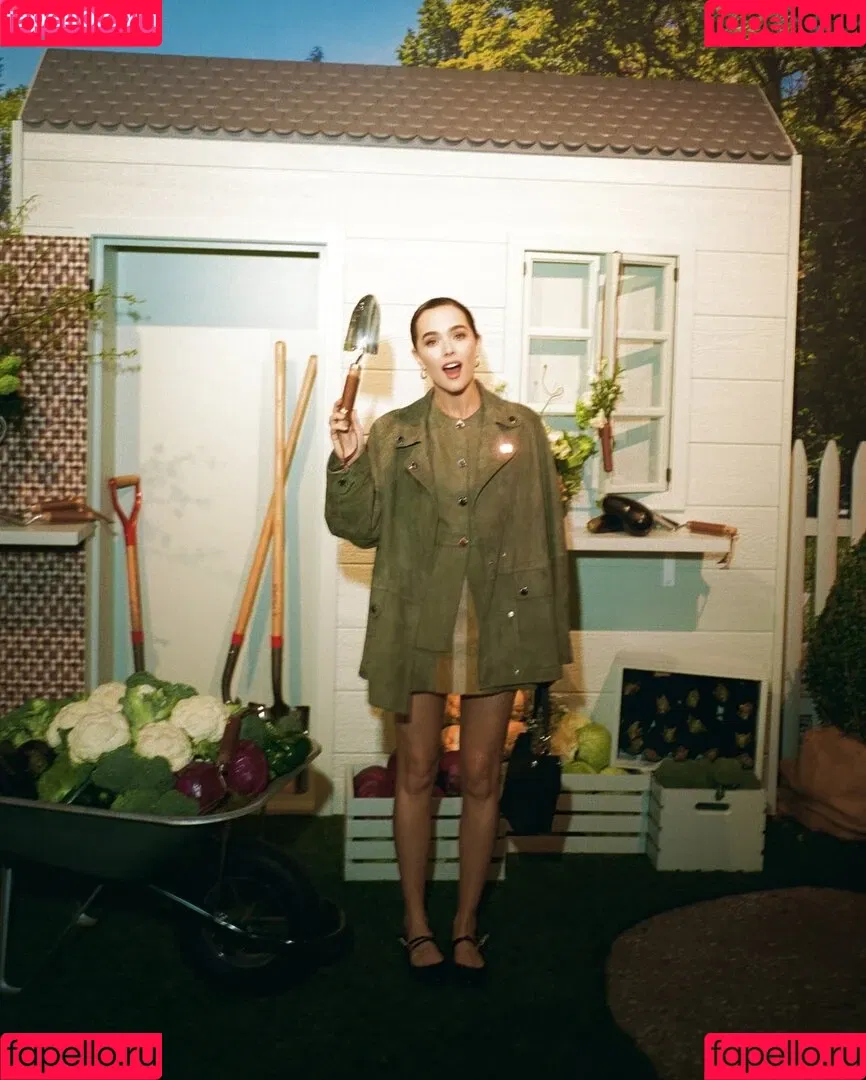 Zoey Deutch / zoeydeutch Onlyfans Photo Gallery 