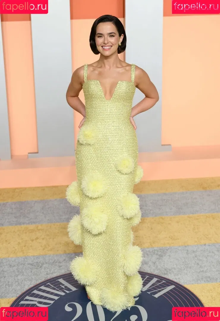 Zoey Deutch / zoeydeutch Onlyfans Photo Gallery 