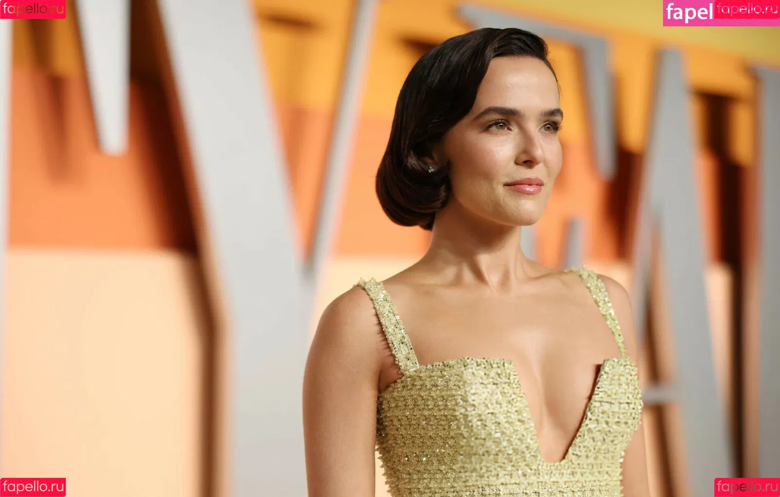 Zoey Deutch / zoeydeutch Onlyfans Photo Gallery 