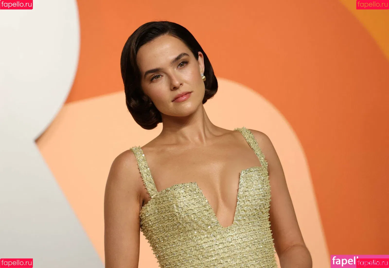 Zoey Deutch / zoeydeutch Onlyfans Photo Gallery 