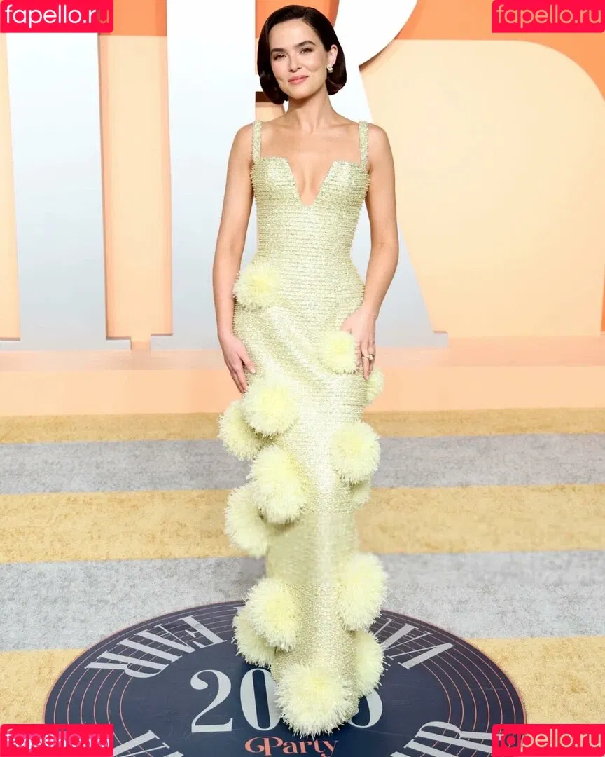 Zoey Deutch / zoeydeutch Onlyfans Photo Gallery 