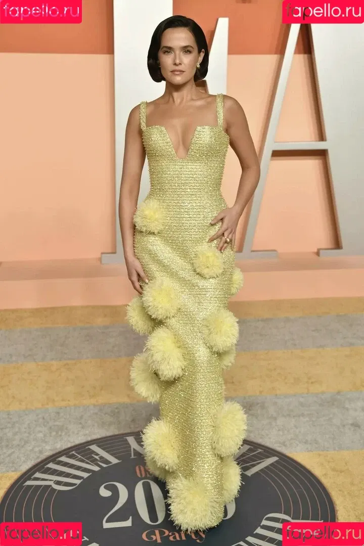 Zoey Deutch / zoeydeutch Onlyfans Photo Gallery 