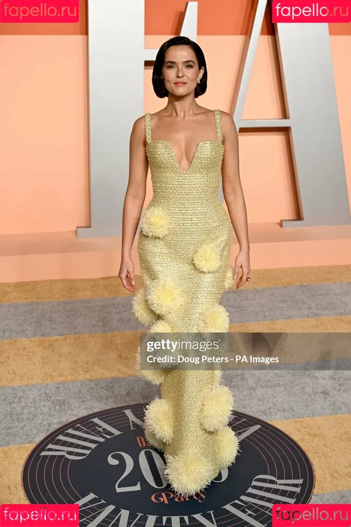 Zoey Deutch / zoeydeutch Onlyfans Photo Gallery 