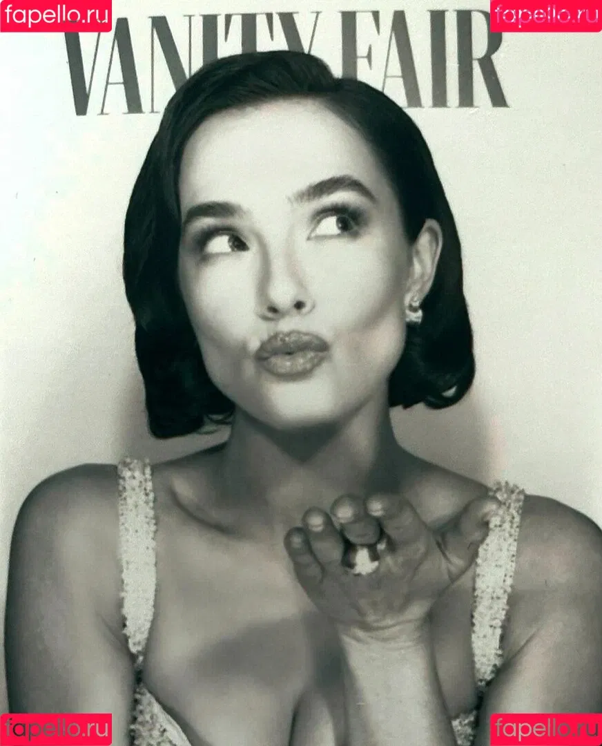 Zoey Deutch / zoeydeutch Onlyfans Photo Gallery 