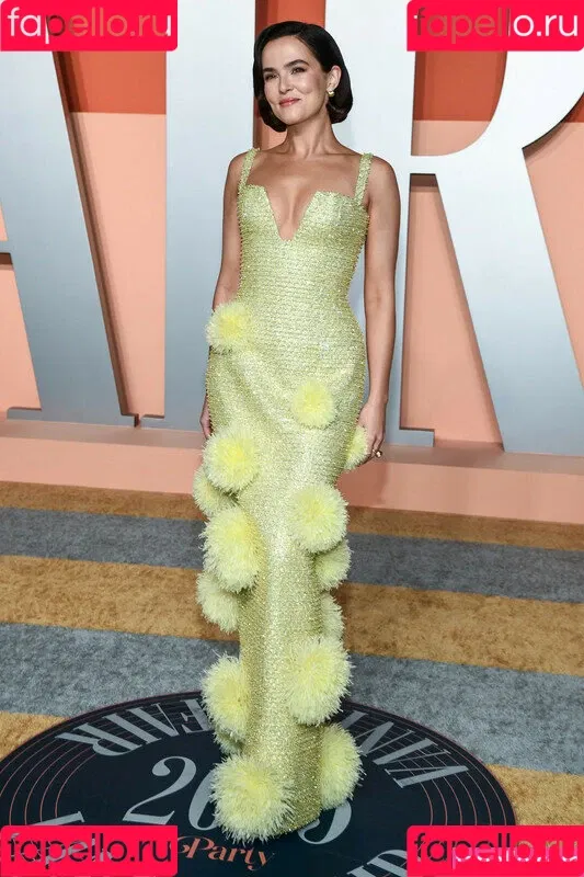 Zoey Deutch / zoeydeutch Onlyfans Photo Gallery 