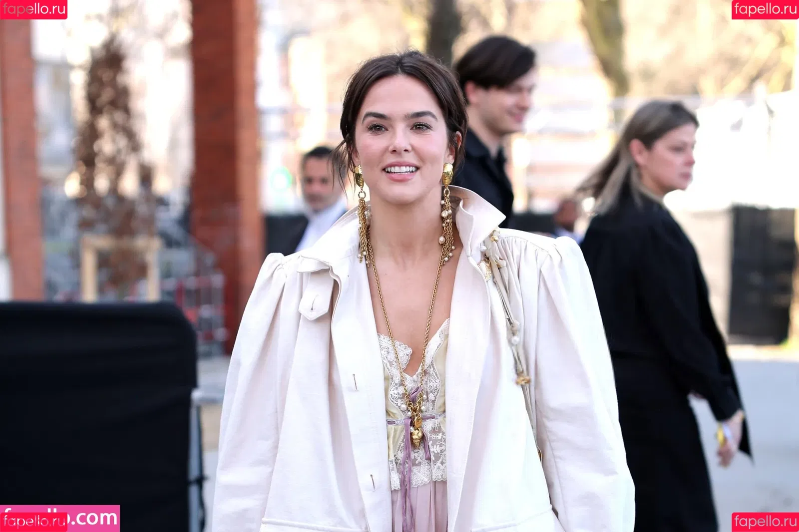 Zoey Deutch / zoeydeutch Onlyfans Photo Gallery 