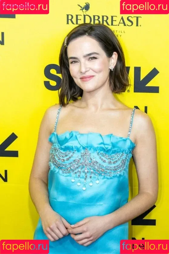 Zoey Deutch / zoeydeutch Onlyfans Photo Gallery 