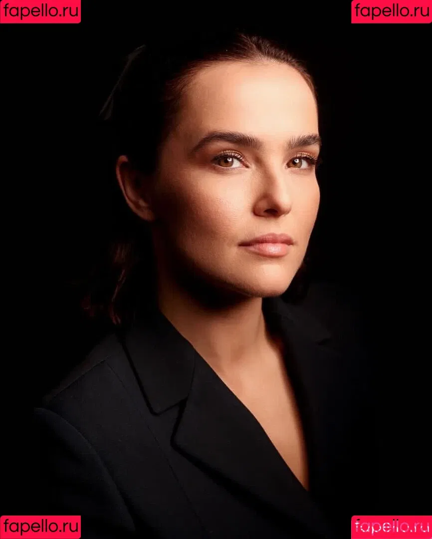 Zoey Deutch / zoeydeutch Onlyfans Photo Gallery 