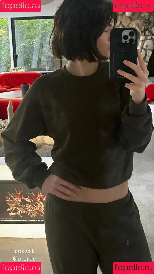 Zoey Deutch / zoeydeutch Onlyfans Photo Gallery 