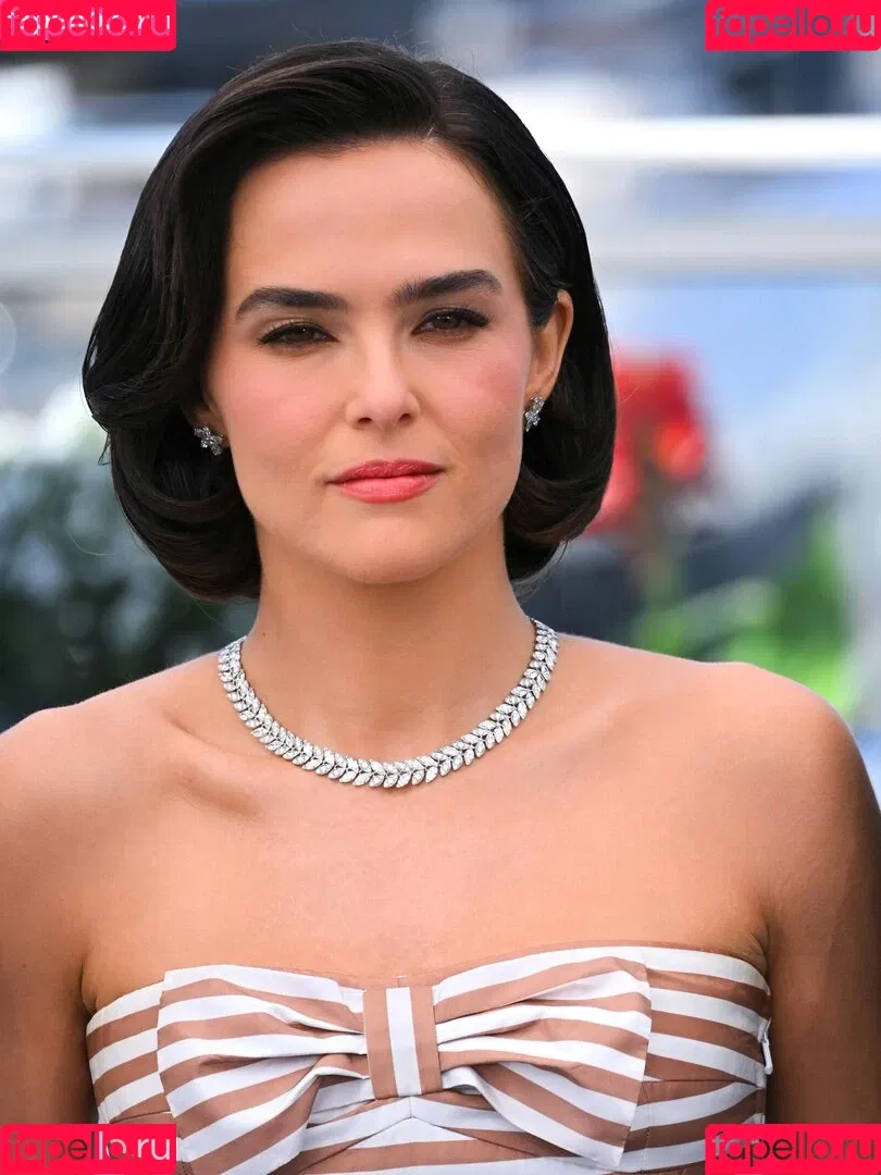 Zoey Deutch / zoeydeutch Onlyfans Photo Gallery 