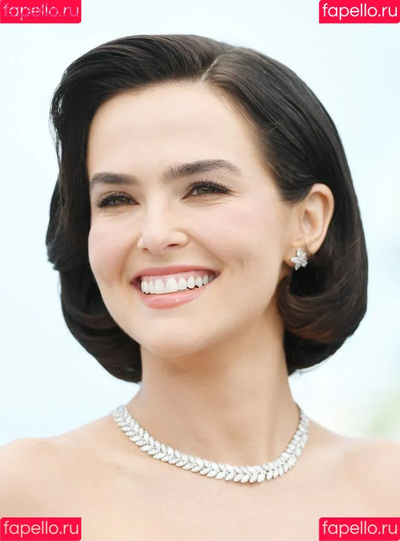 Zoey Deutch / zoeydeutch Onlyfans Photo Gallery 