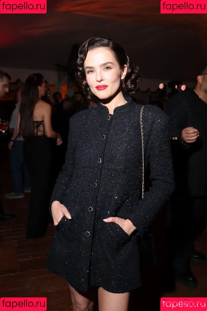 Zoey Deutch / zoeydeutch Onlyfans Photo Gallery 