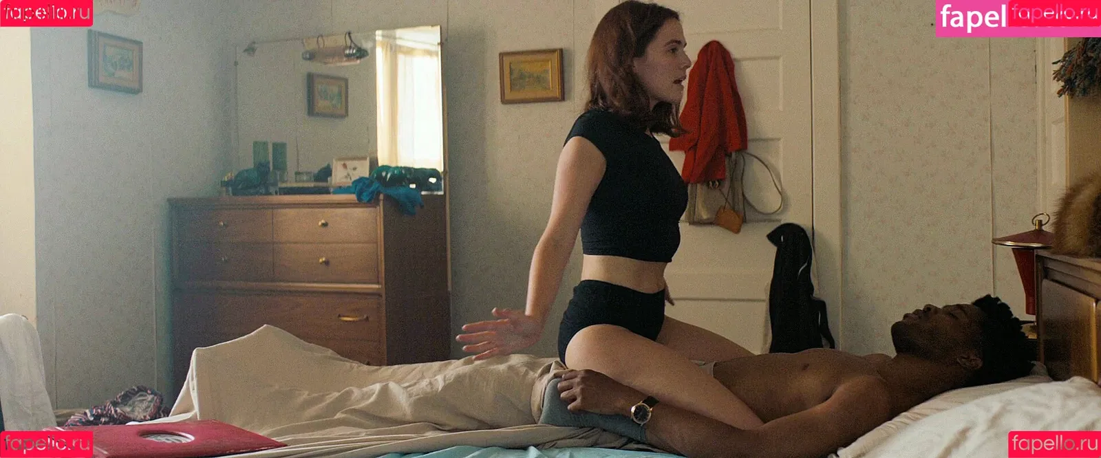 Zoey Deutch / zoeydeutch Onlyfans Photo Gallery 