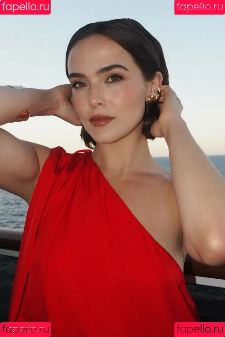 Zoey Deutch / zoeydeutch Onlyfans Photo Gallery 