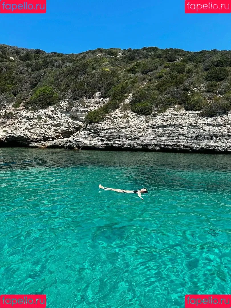 Zoey Deutch / zoeydeutch Onlyfans Photo Gallery 