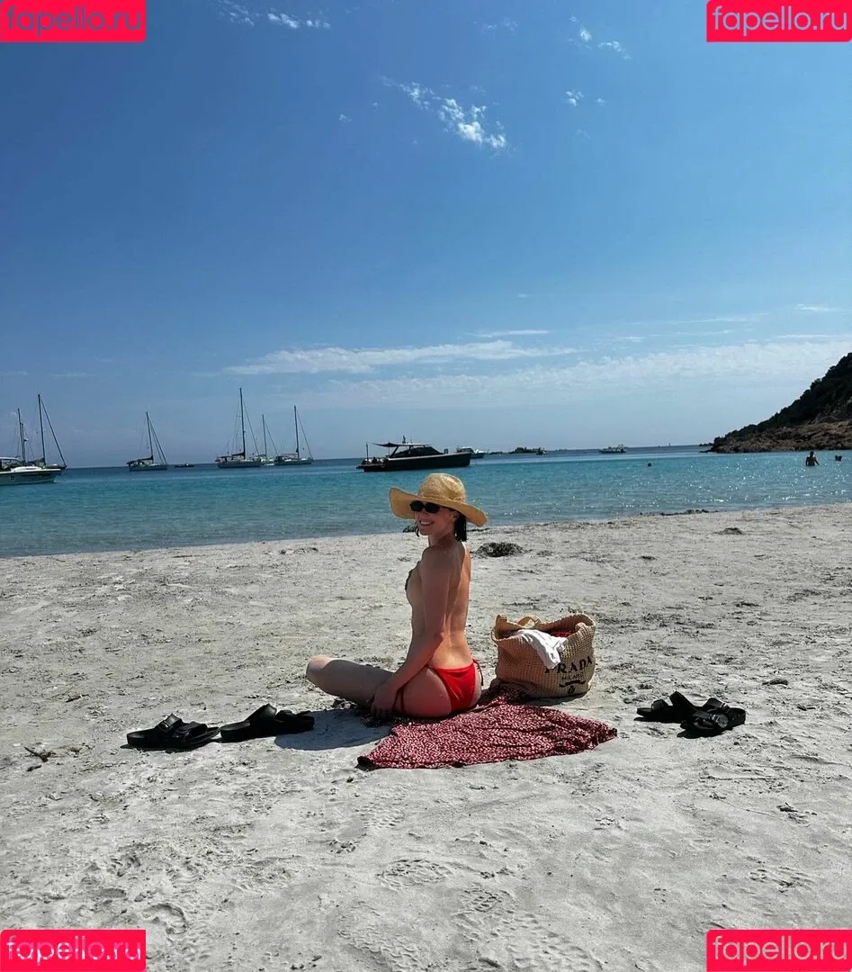 Zoey Deutch / zoeydeutch Onlyfans Photo Gallery 