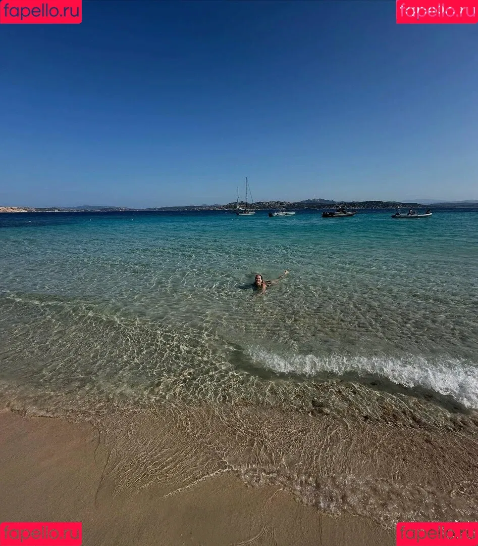 Zoey Deutch / zoeydeutch Onlyfans Photo Gallery 