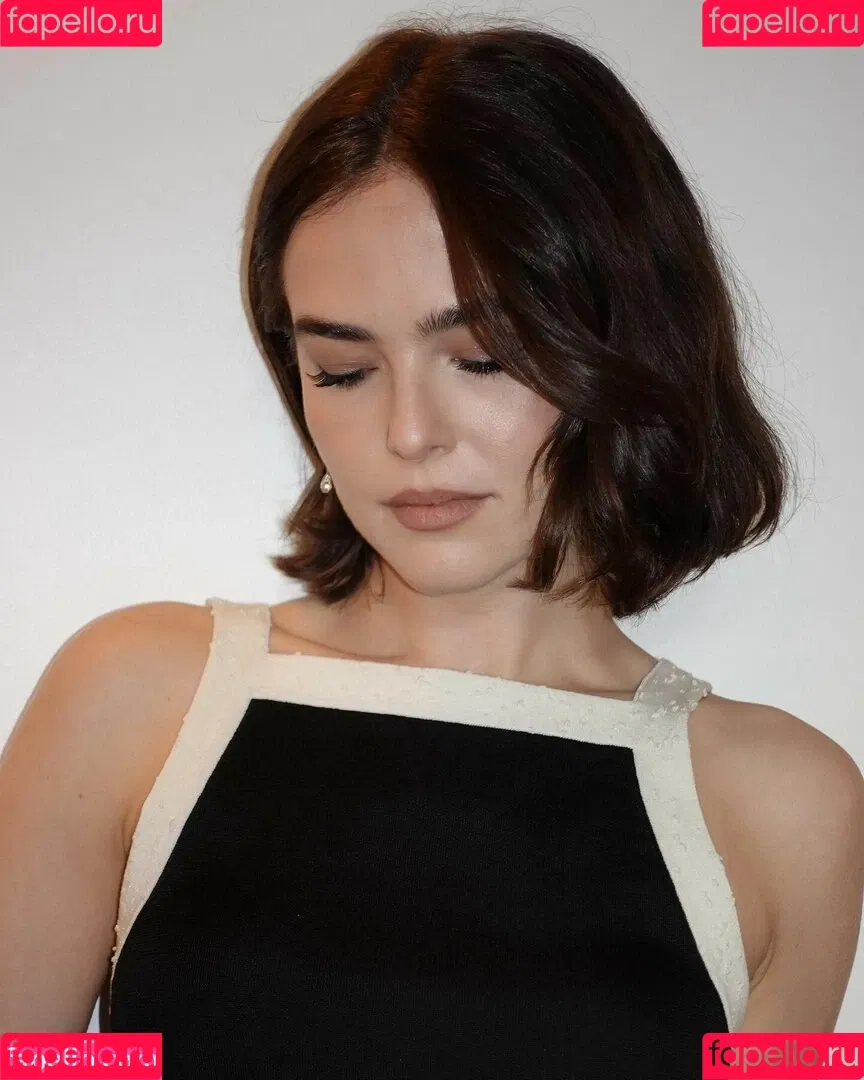 Zoey Deutch / zoeydeutch Onlyfans Photo Gallery 