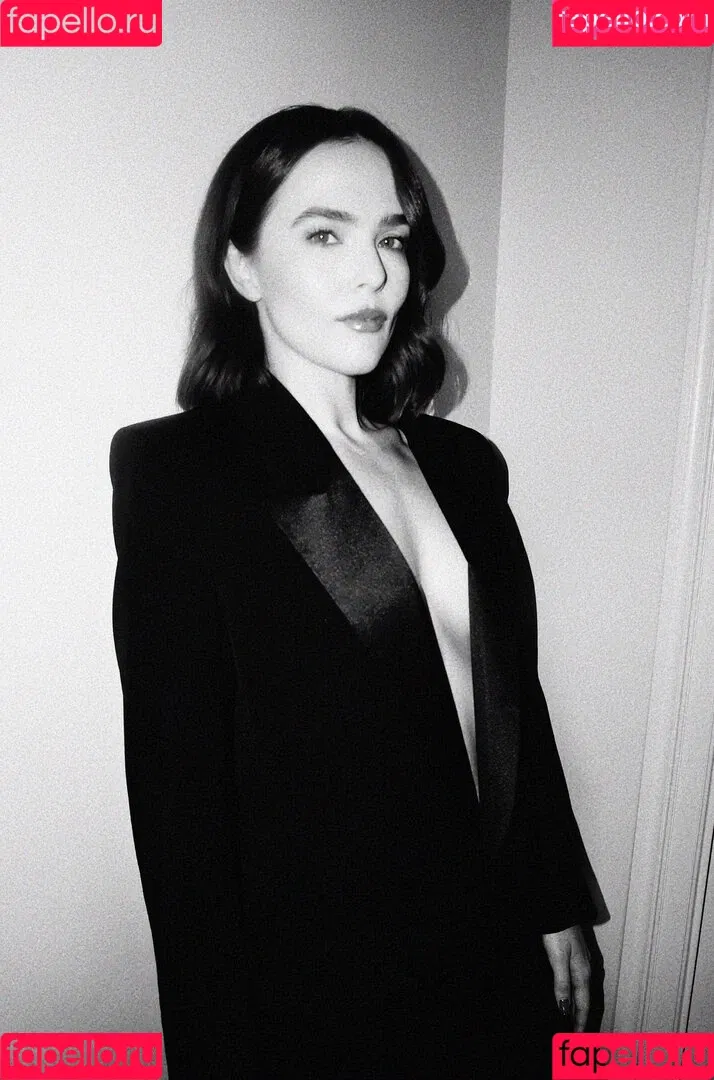 Zoey Deutch / zoeydeutch Onlyfans Photo Gallery 