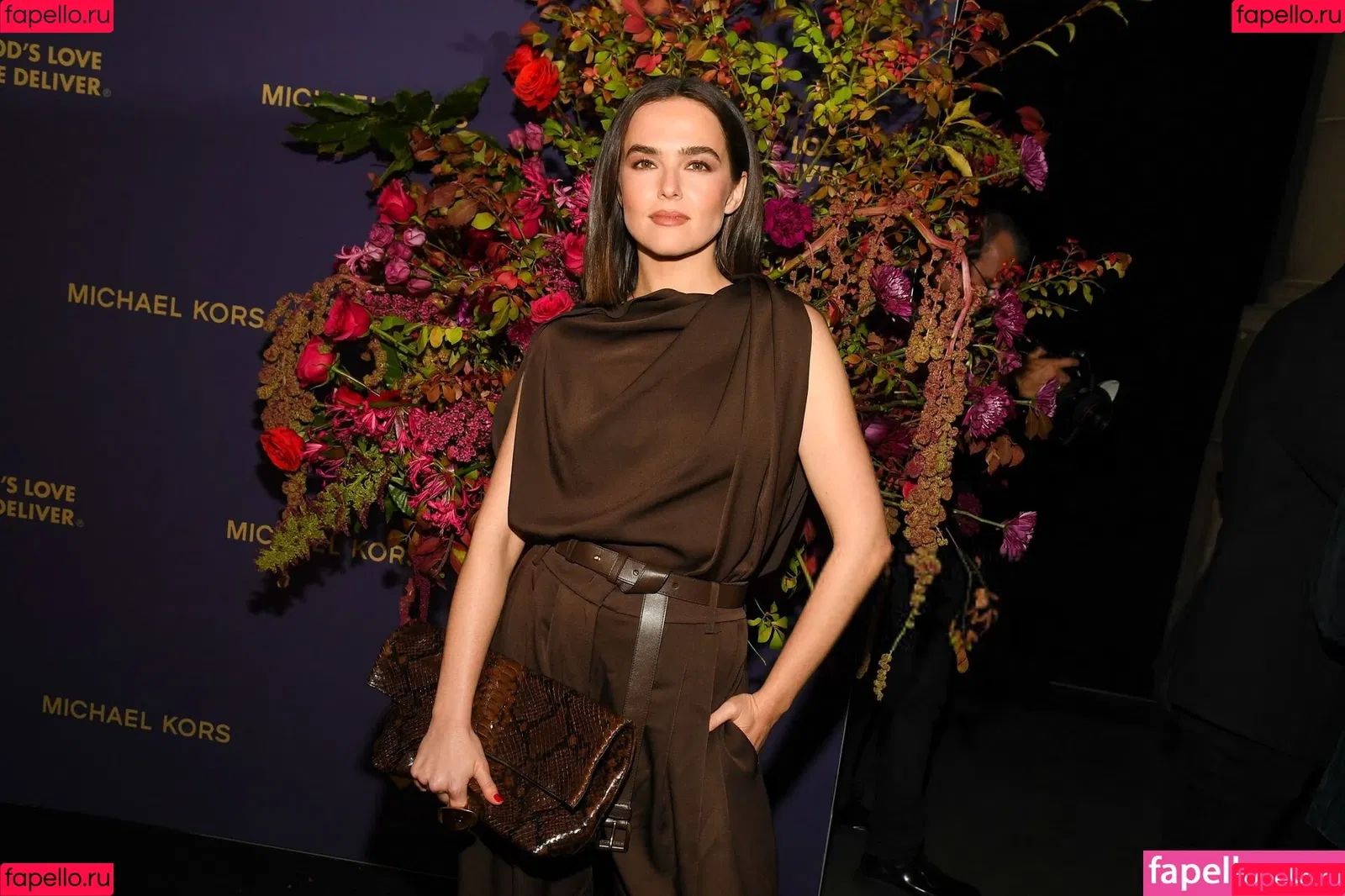 Zoey Deutch / zoeydeutch Onlyfans Photo Gallery 