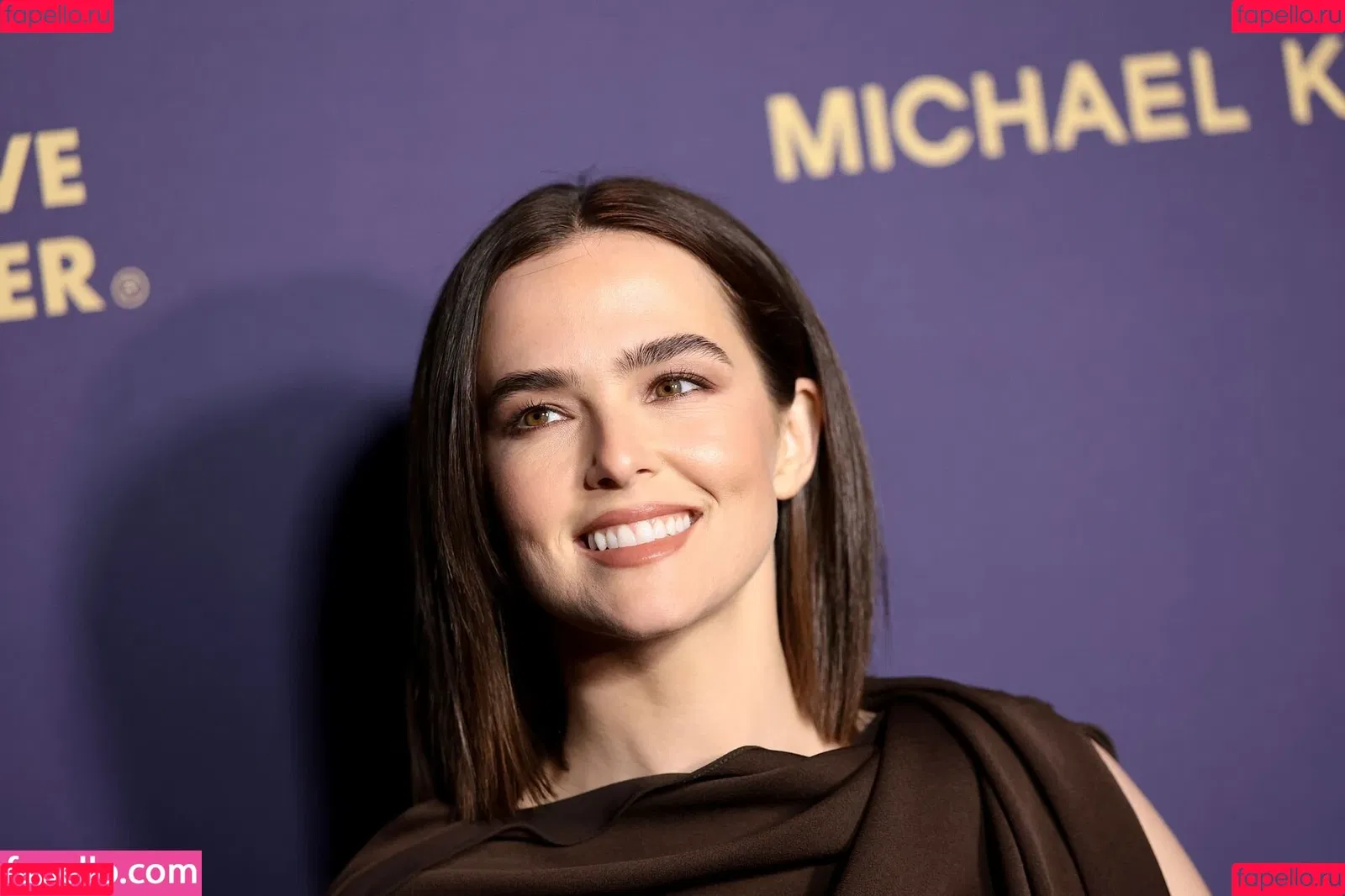 Zoey Deutch / zoeydeutch Onlyfans Photo Gallery 