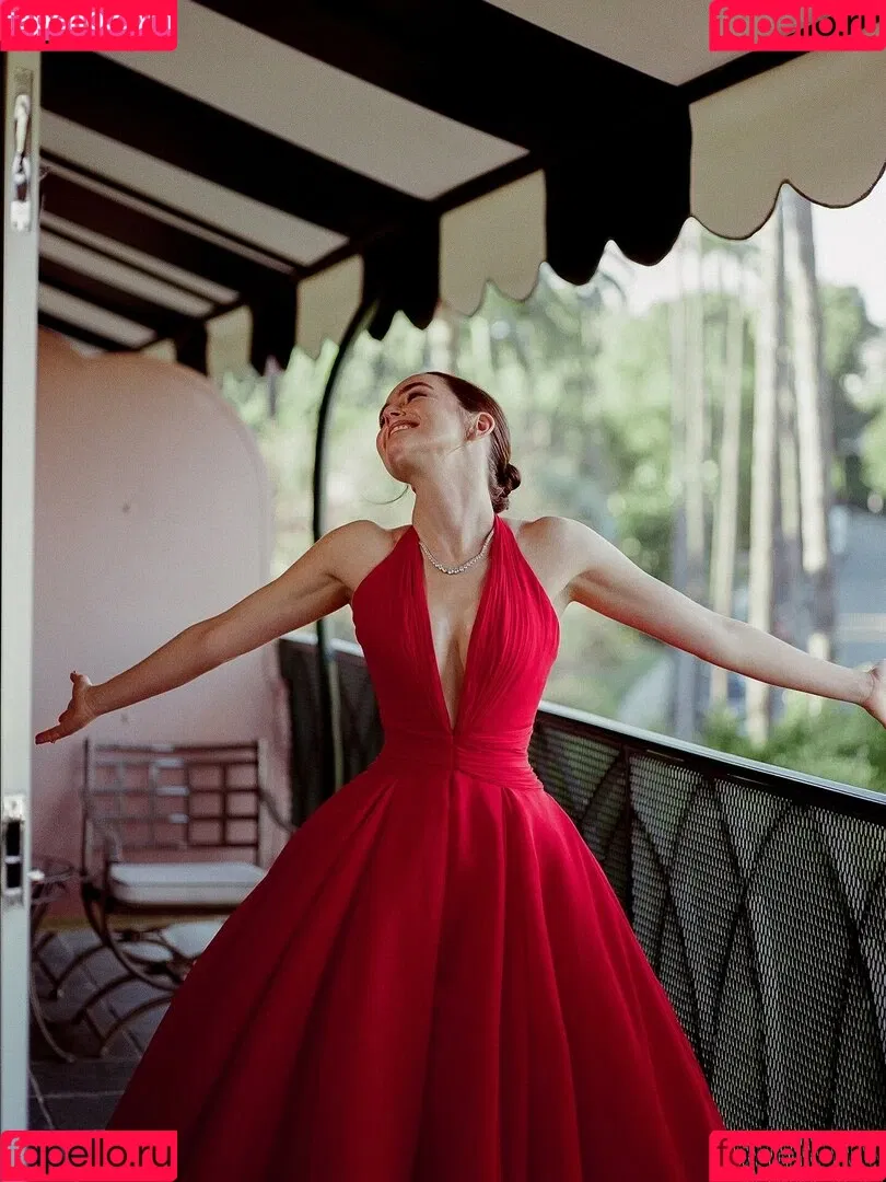 Zoey Deutch / zoeydeutch Onlyfans Photo Gallery 