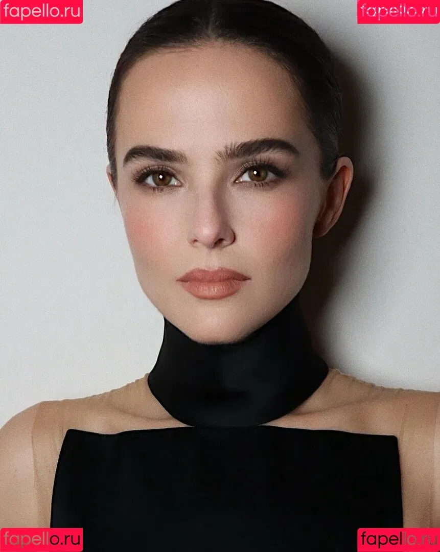 Zoey Deutch / zoeydeutch Onlyfans Photo Gallery 