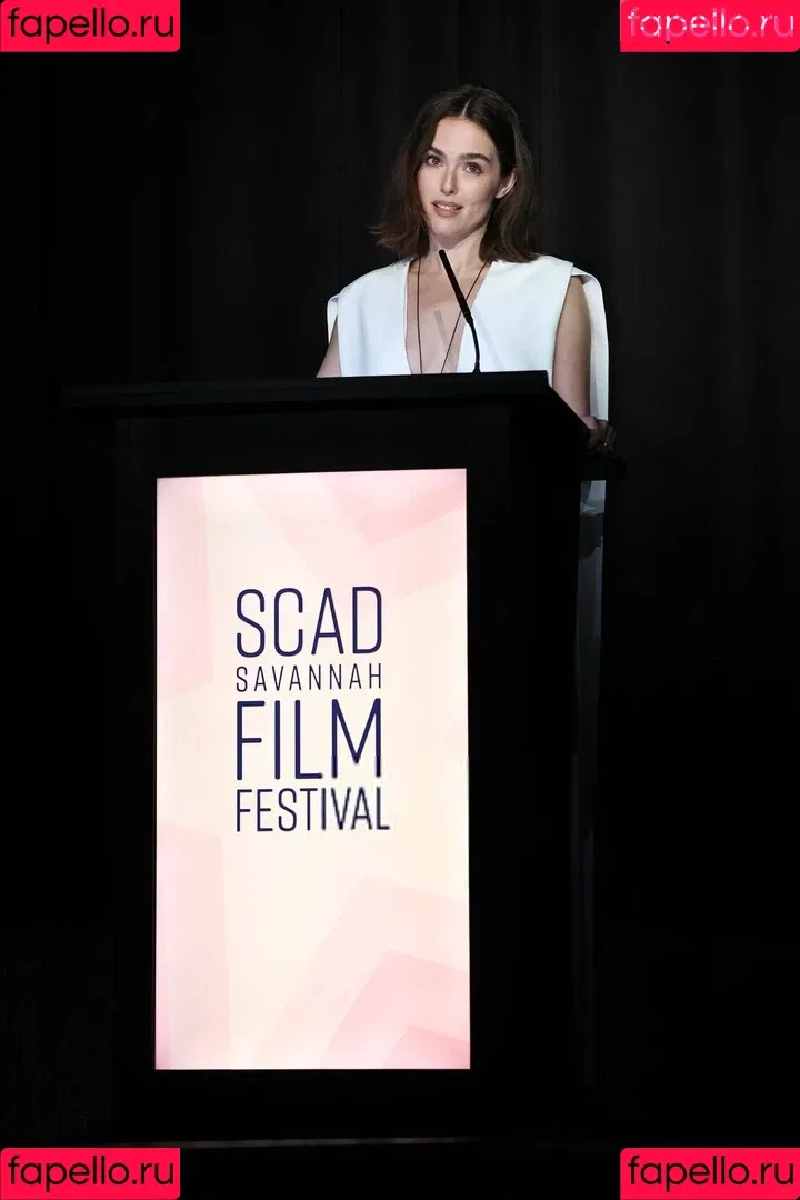 Zoey Deutch / zoeydeutch Onlyfans Photo Gallery 