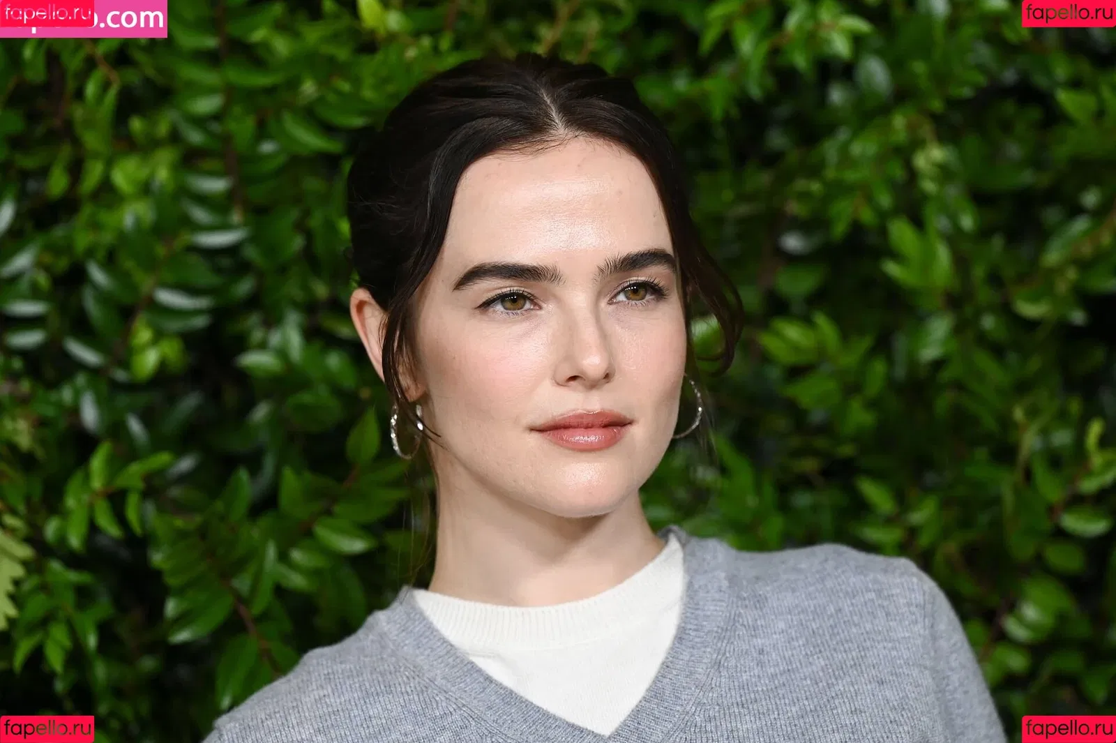 Zoey Deutch / zoeydeutch Onlyfans Photo Gallery 