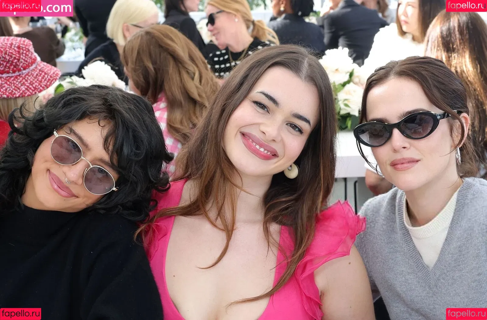 Zoey Deutch / zoeydeutch Onlyfans Photo Gallery 