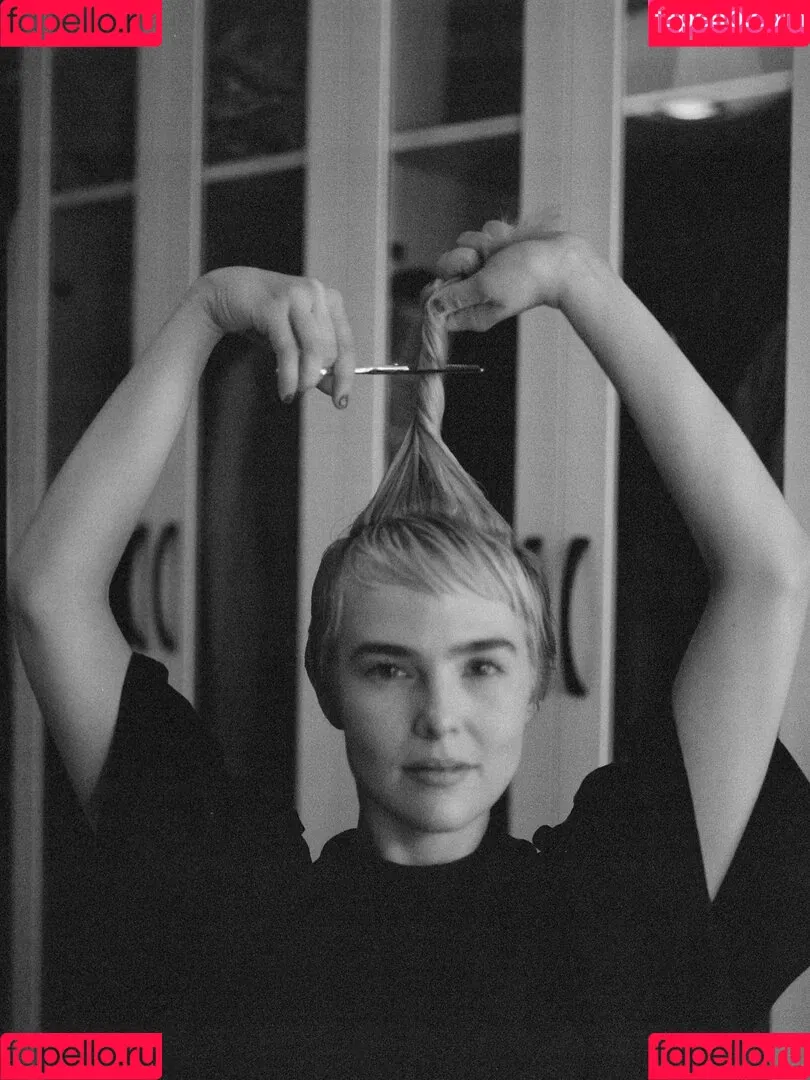 Zoey Deutch / zoeydeutch Onlyfans Photo Gallery 